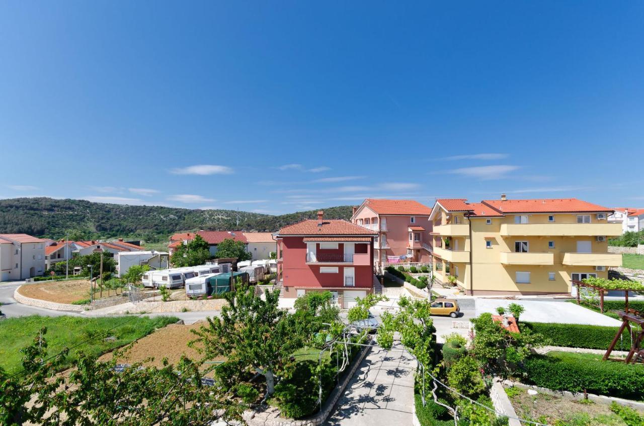 Apartments Rajka Lopar Exterior foto