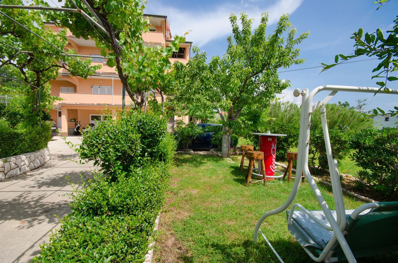 Apartments Rajka Lopar Exterior foto